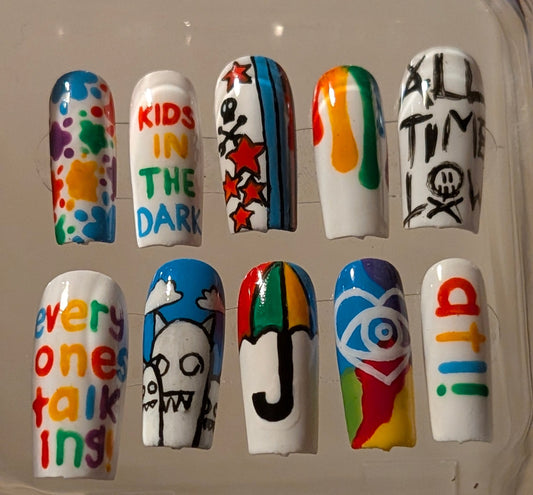 ATL false nails